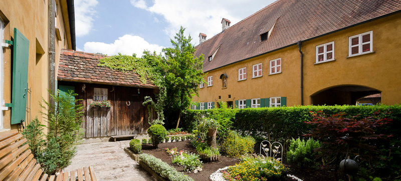 Illustration for article titled En este barrio de Alemania los alquileres no han subido de precio desde 1520: 88 céntimos de euro... al año